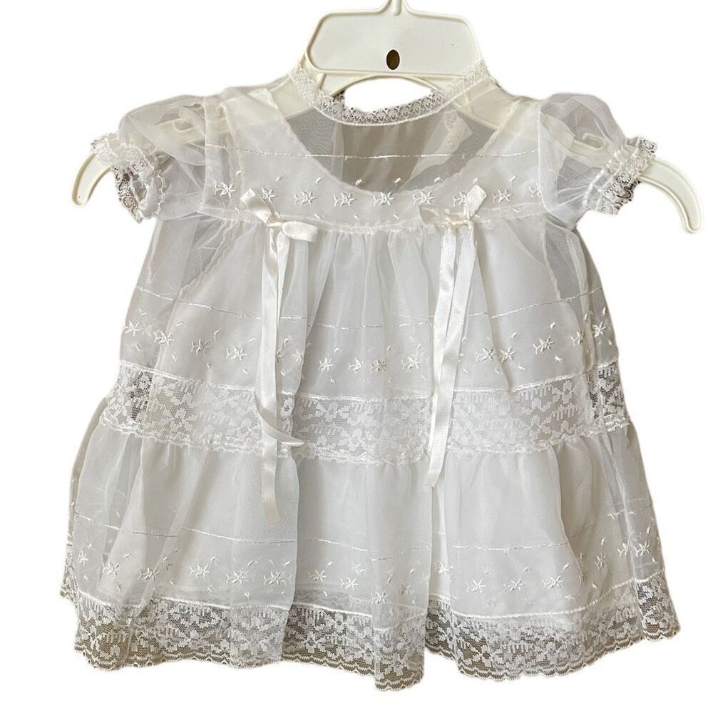 Vintage all white lace embroidered chiffon dress with slip. Size 18 mo 24 mo